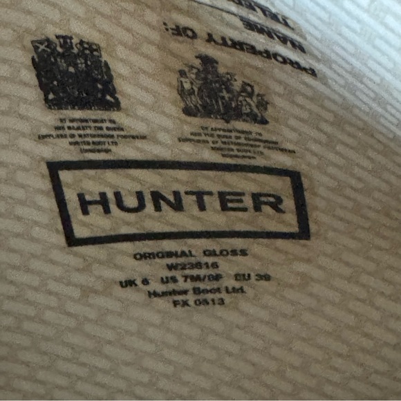 Hunter Original Plum Shiny Gloss Rubber Rain Boots - Picture 6 of 15